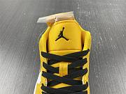 Air Jordan 1 Low Taxi (GS) 553560-701 - 4