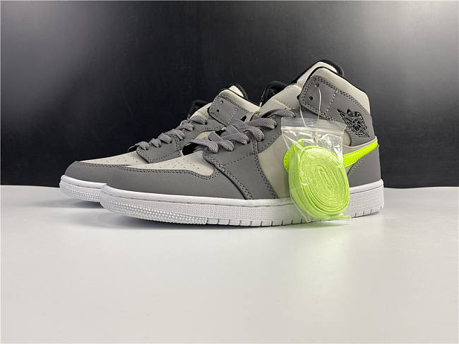 Air Jordan 1 Mid Gunsmoke Volt 554724-072 - 1