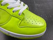 Nike Dunk Low SE Splash Volt FJ4610-702 - 4