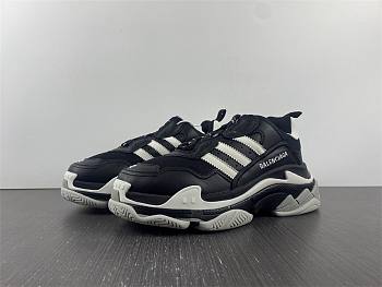 Balenciaga x adidas Triple S Black White 712764W2ZB21090