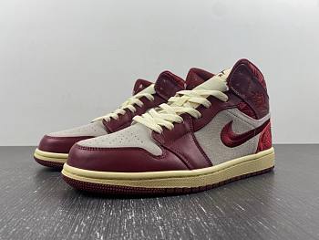 Air Jordan 1 Mid SE Tiki Leaf Team Red (Women's) DZ2820-601