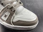 LV Trainer Grey White 1A8KBA - 3