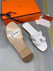 Hermès H Oran Sandal White (Women) H021056Z 02365 - 3