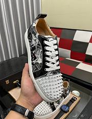 Christian Louboutin Louis Junior Spikes Black graffiti - 1