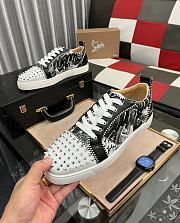 Christian Louboutin Louis Junior Spikes Black graffiti - 3